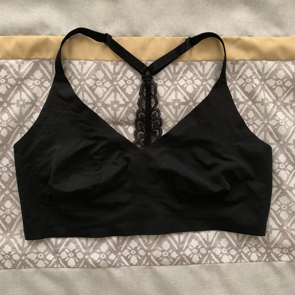 True & Co. true body racer back bra
